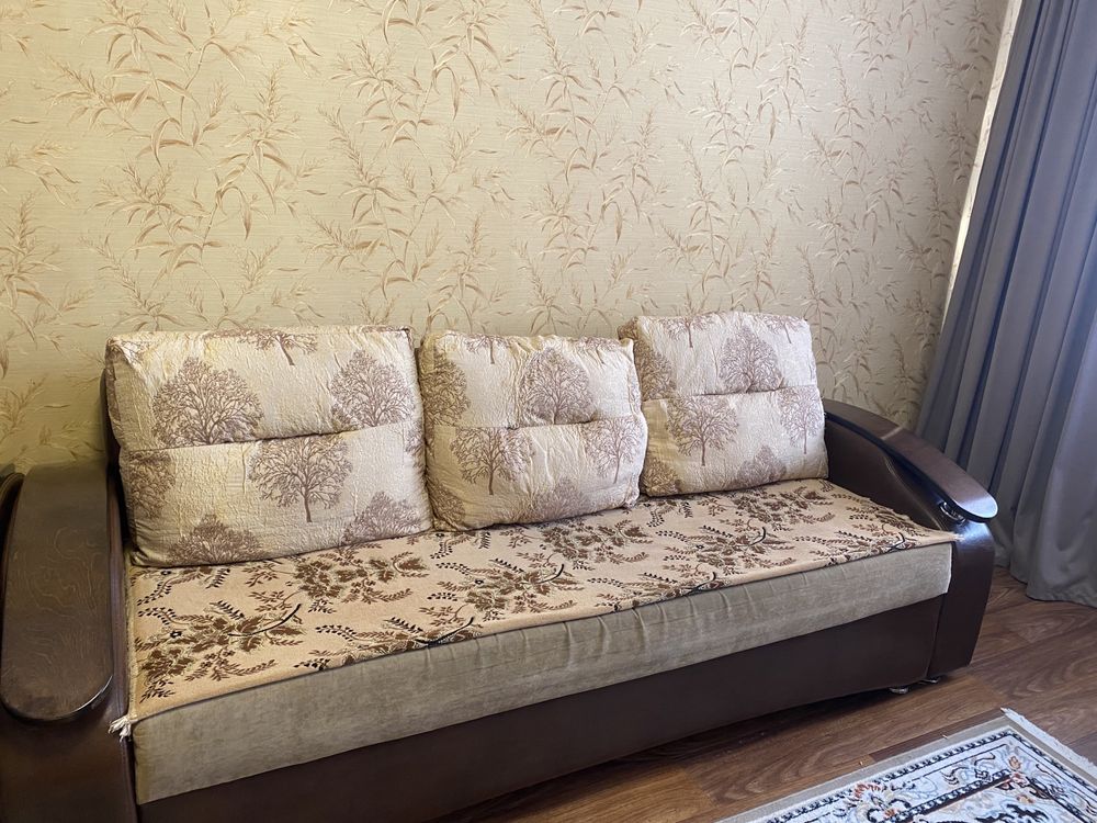 Продам диван, с креслами