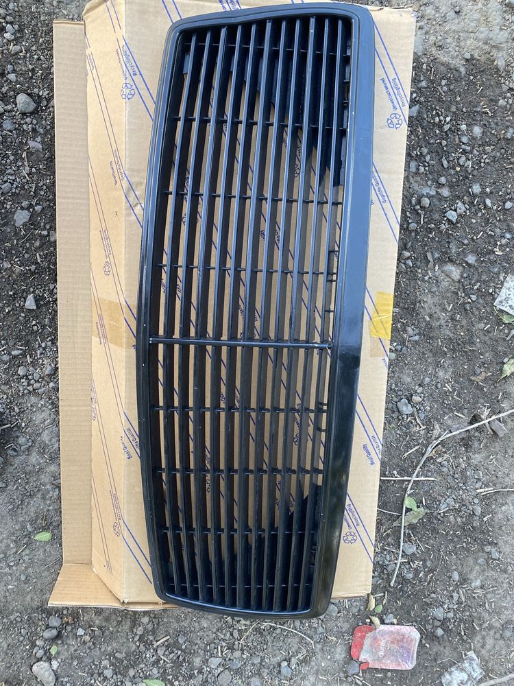 Продам Решетку W140