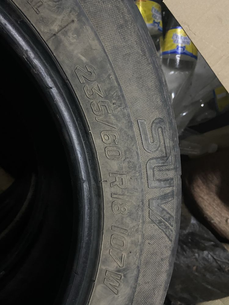 Продам резину 235/60 r18 хорошем состояний