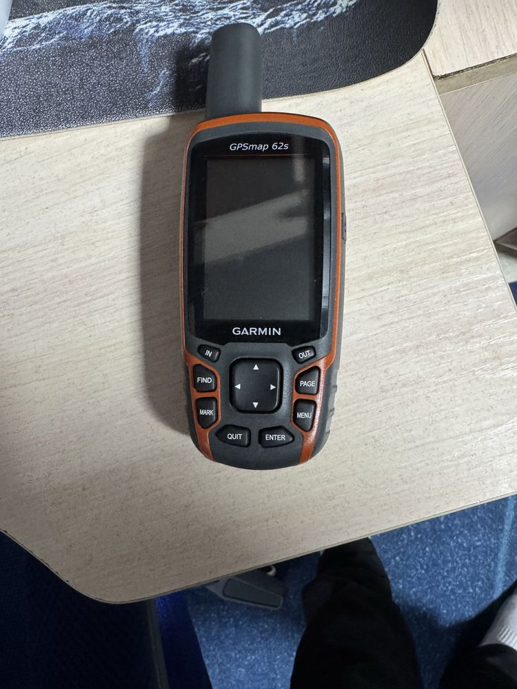 Продам навигато garmin 62s
