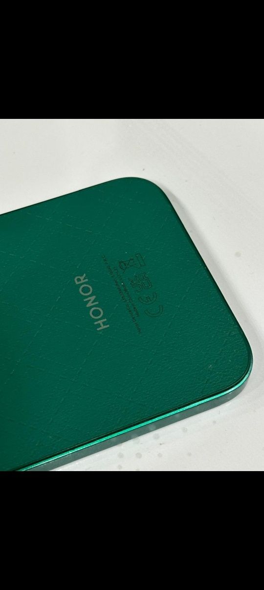 HONOR x8b в отличном состаяние обмен интересуется на айфон