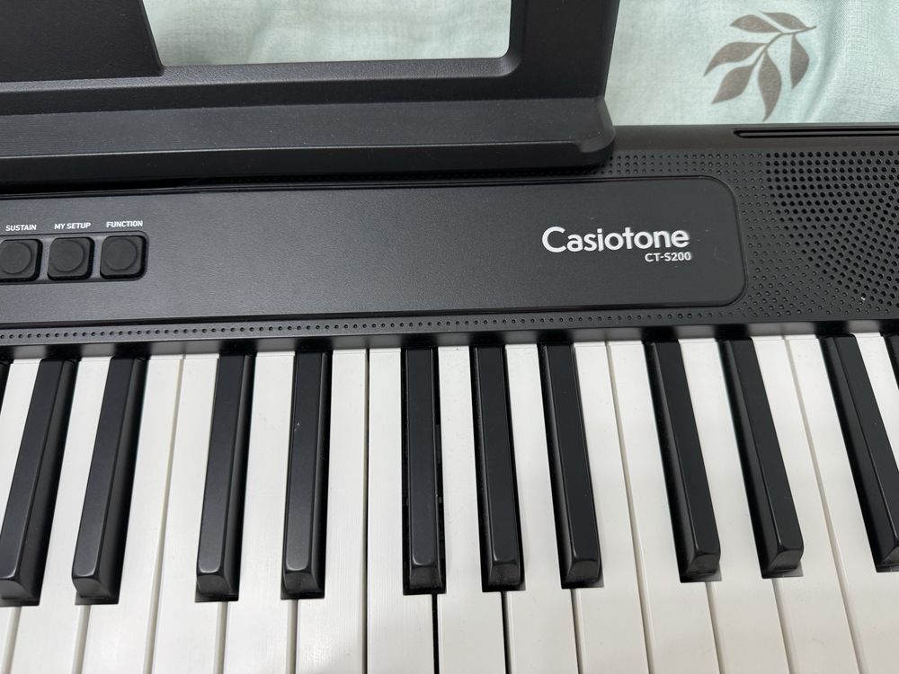 Синтезатор Casio CT-S200