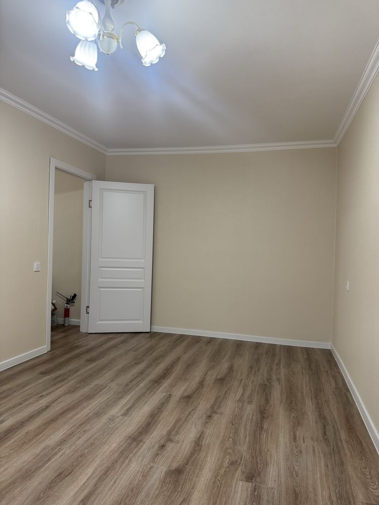 Продам 2 комн. квартиру в Центре