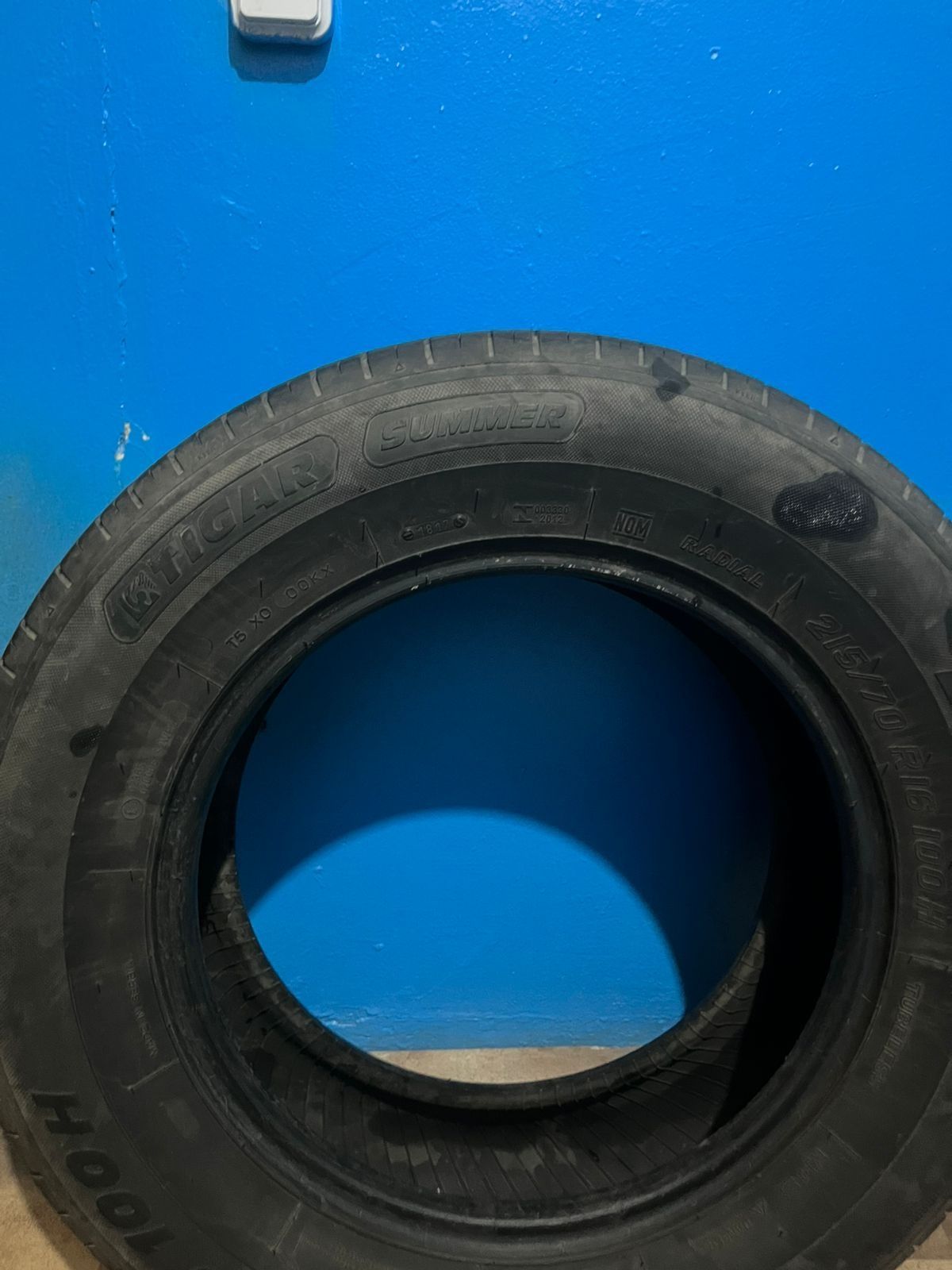 Продам шины Tigar 215/70 R16 в количестве 3 штук либо по отдельности