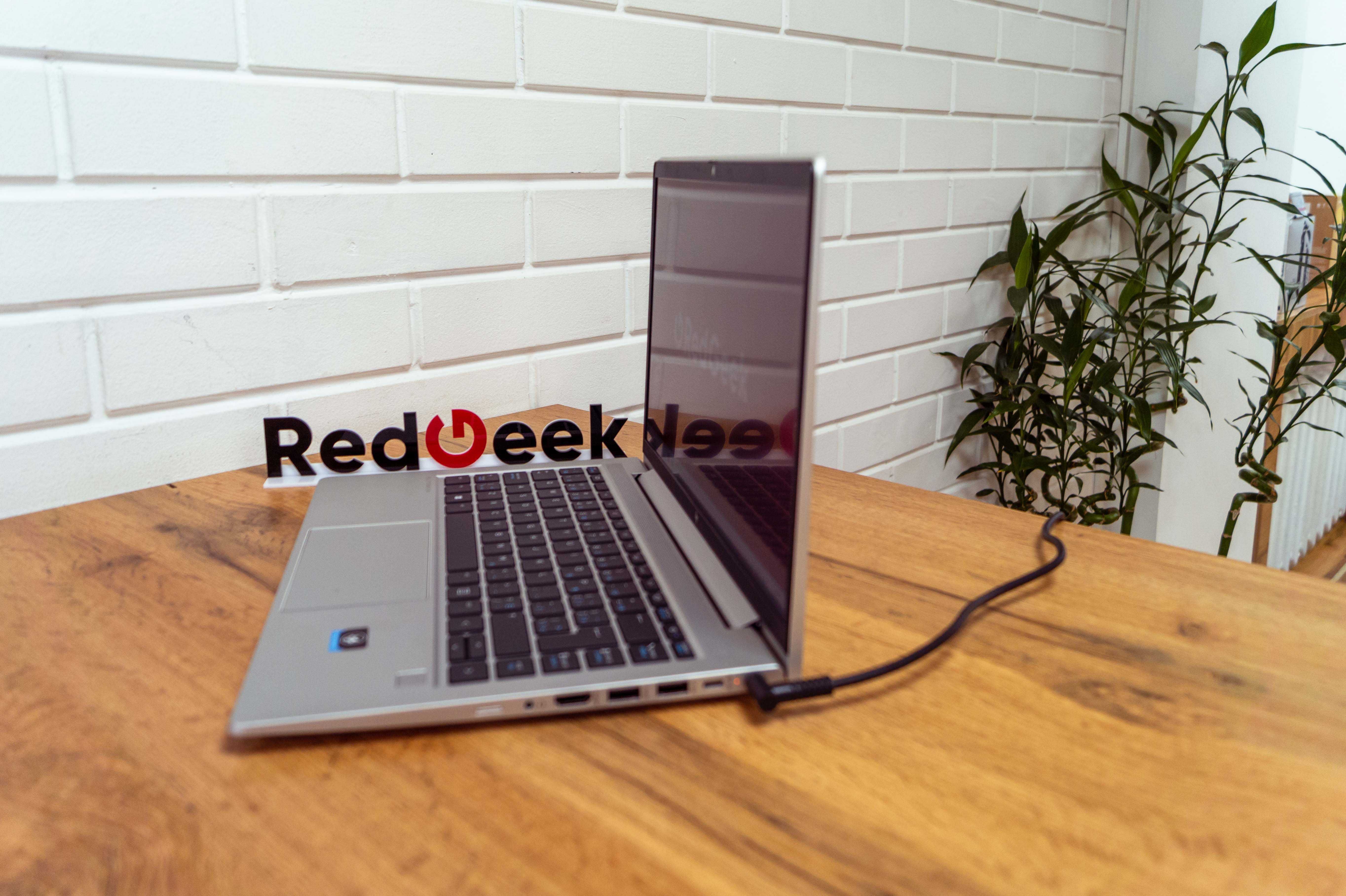HP EliteBook 645 G9|Ryzen 7 PRO 5875U|Graphic|SSD 512GB/32|Red Geek