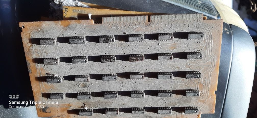 Продам советские радиолампы,радиоплаты