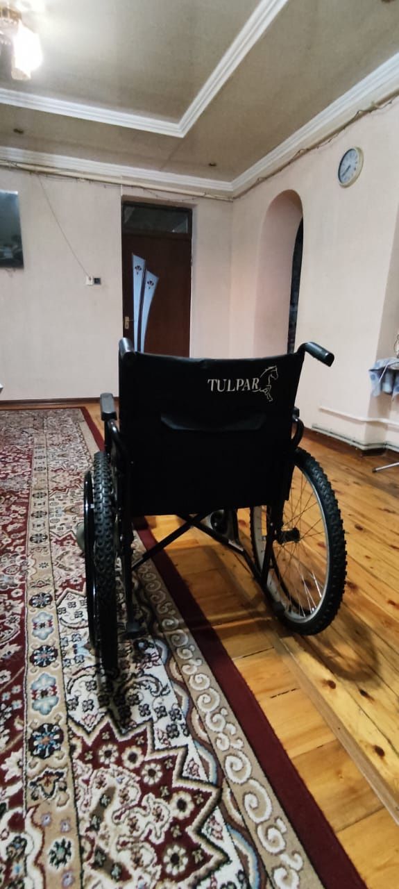 Продается кресло- коляска TULPAR T2-48