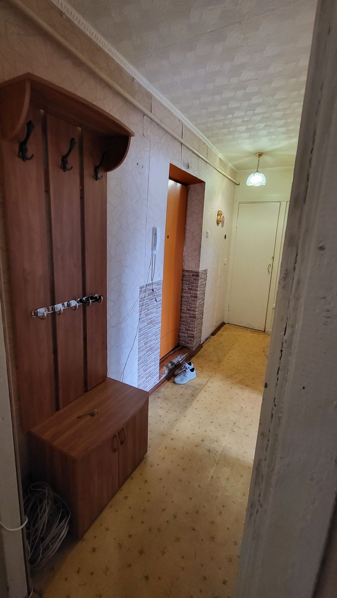 Продам 2 ком район Голубого рынка