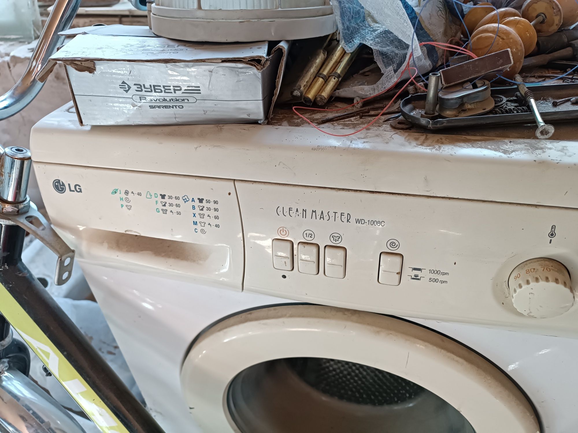 Продам на запчасти стир.машину LG wd 1008c