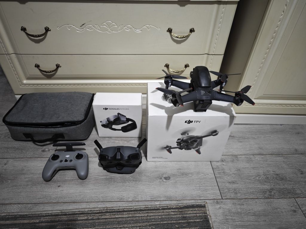Дрон DJI FPV
возм