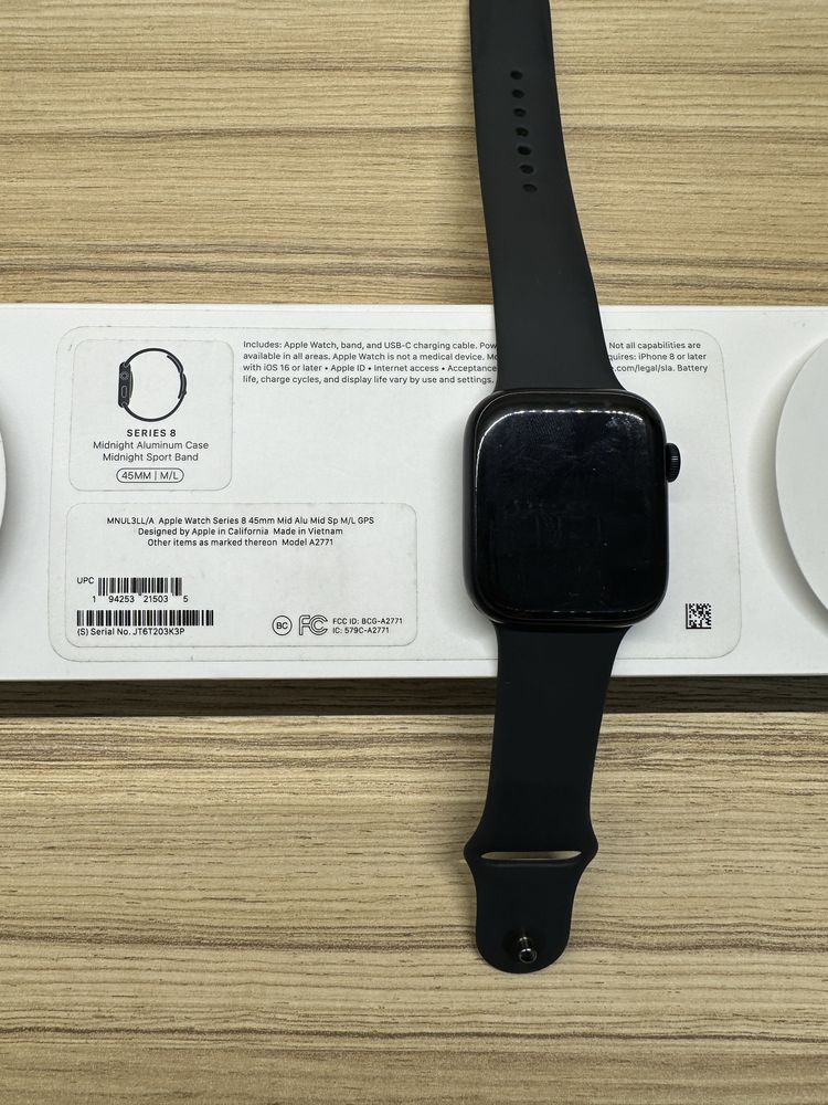 Продам Apple Watch 8