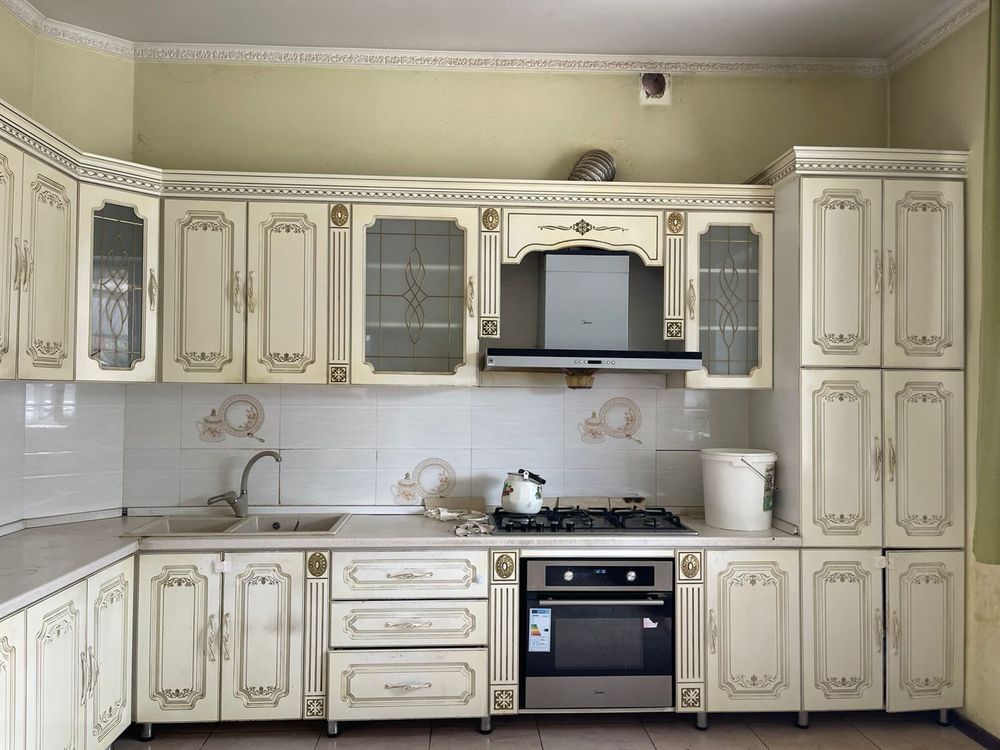 Кухонный гарнитур