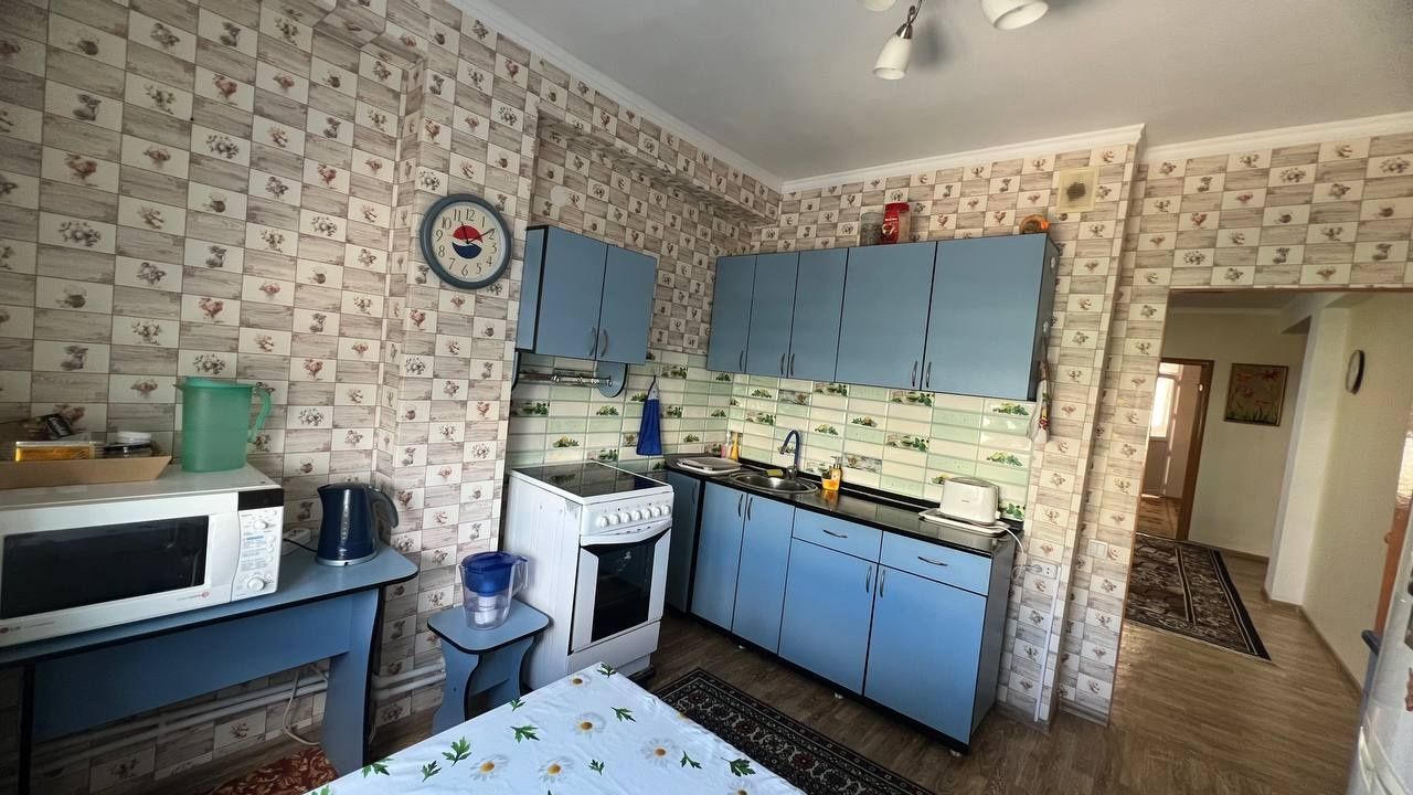 В Новостройки продаётся 4х комнатная на 2 этаже пр. Сатпаева 143/1