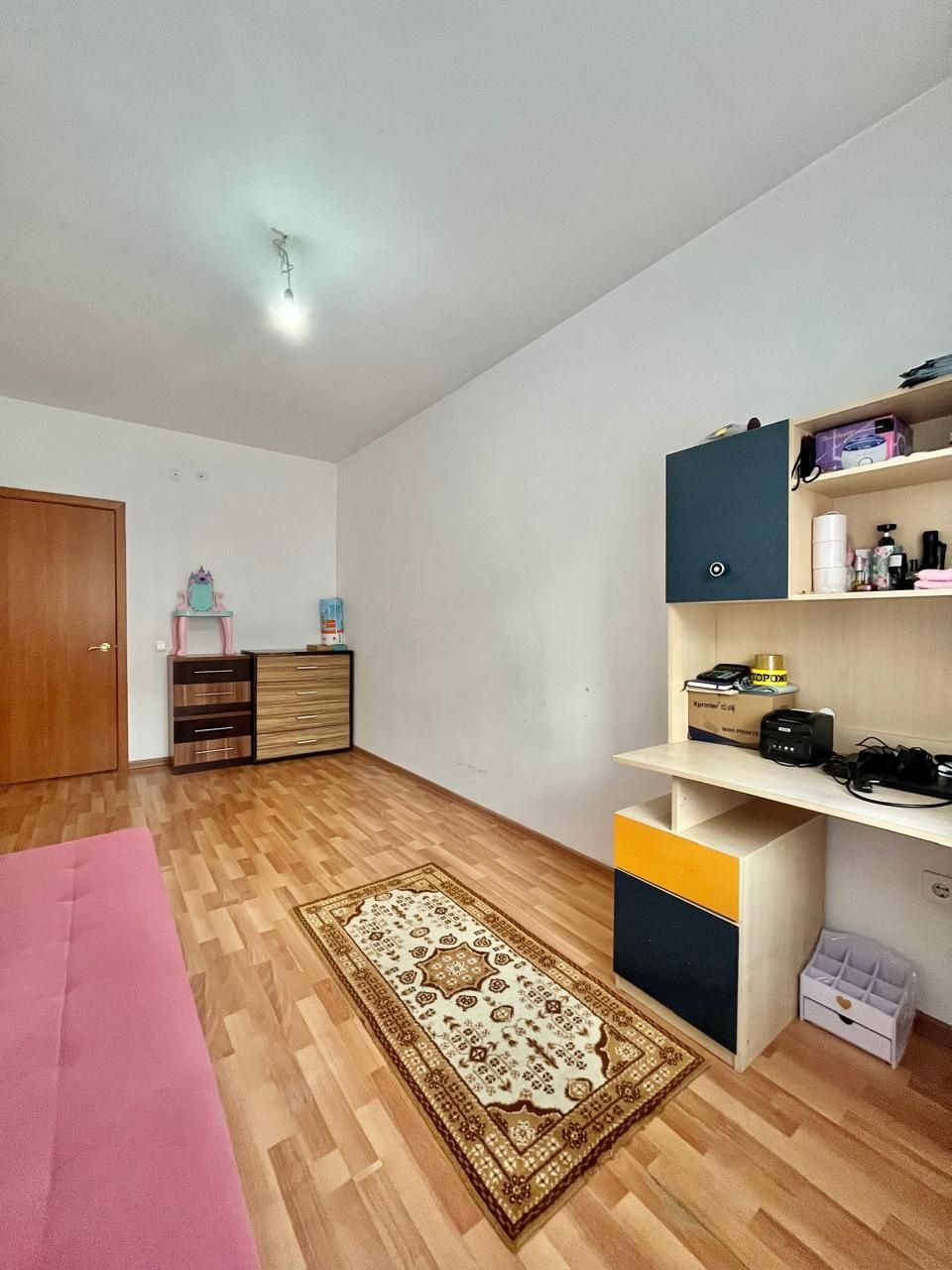 Продам 2-х комнатную квартиру.57м.кв. Ул.А.Молдагуловой 17/4.