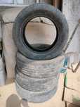 Bridcestone 235 60 р18 4шт сатылады Kumho 235 55 r18 2шт сатылады