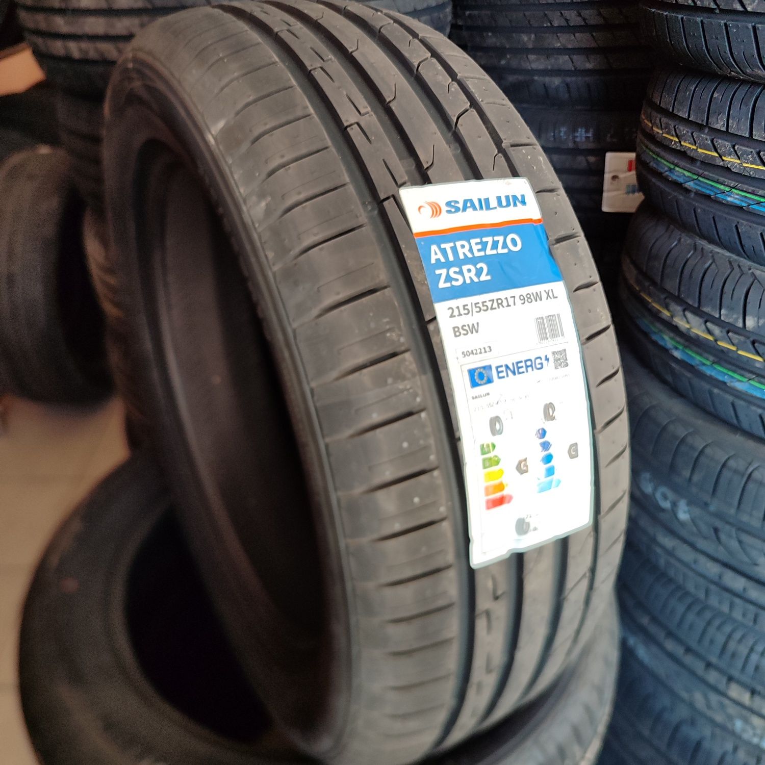 215/55 R17 Летние Новые
