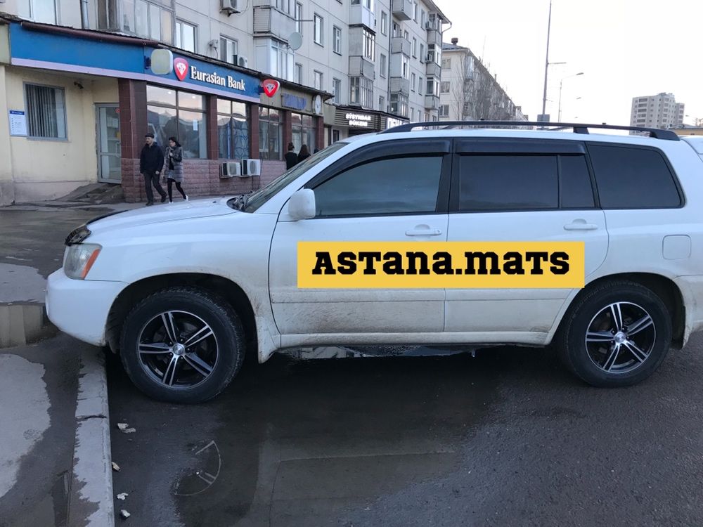 Авто Шторки Toyota 4Runner / Прадо / Хайландер / Рав4 / Астана