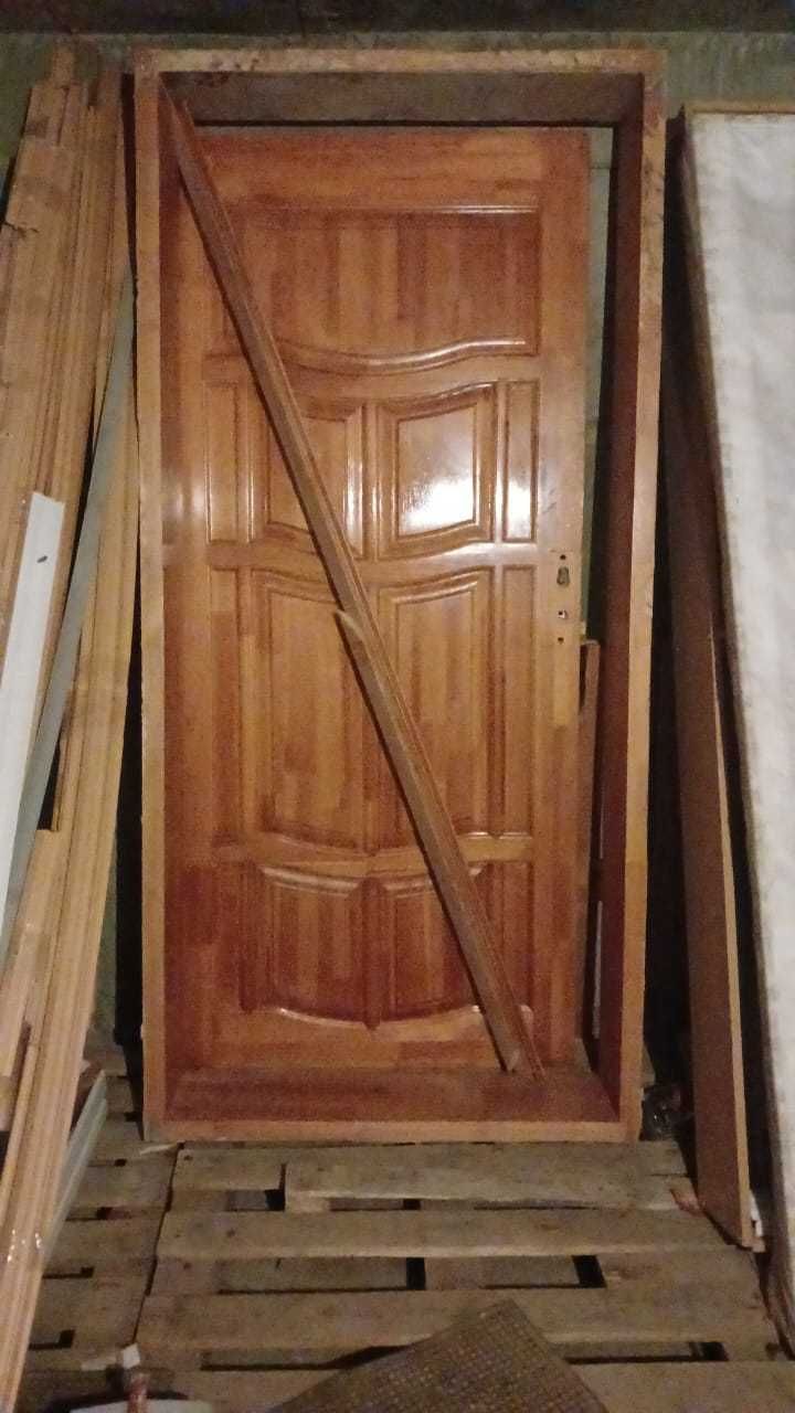 продам дверь входной
