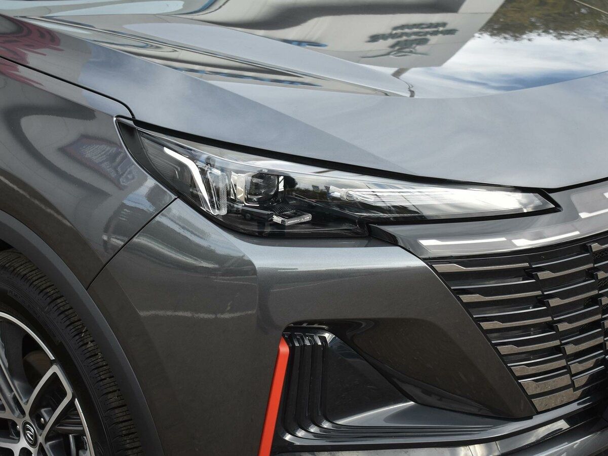 Стекло фар на Changan CS 55 plus