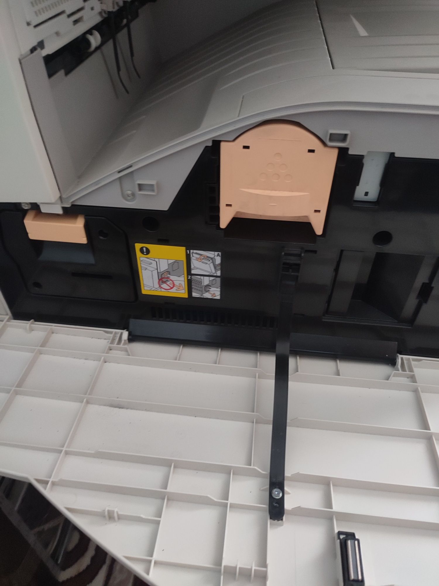 Продам МФУ Xerox 5230