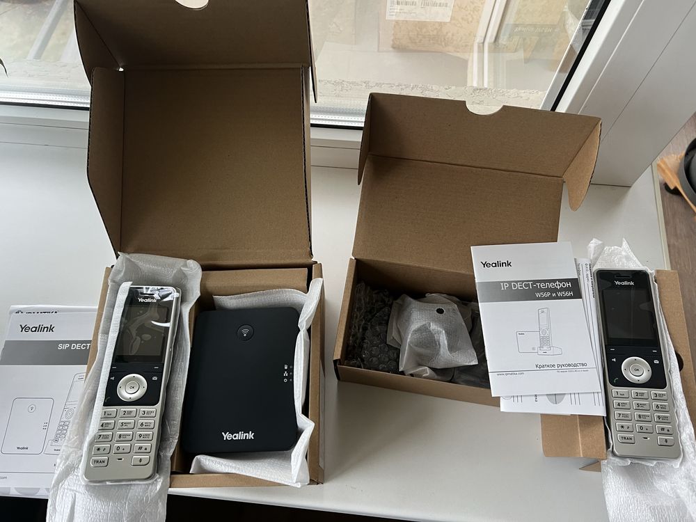 Телефонная IP-DECT-система Yealink W76P с двумя трубками Yealink W56H