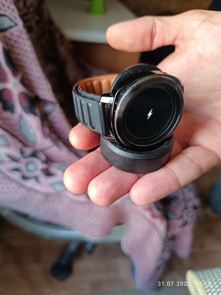 часы  samsung gear sport