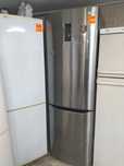 Холодильник LG черный. No frost