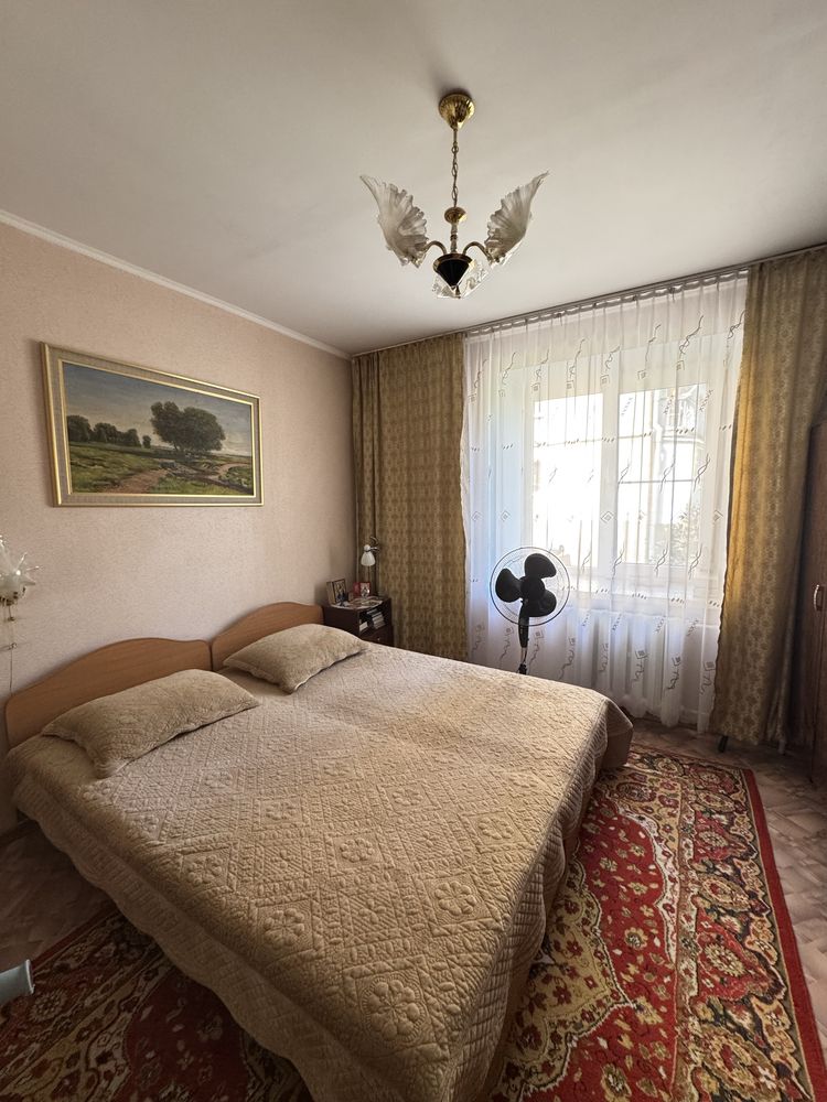 Продам 4х комн.кв.ул.Астана 6/1.S=77 кв.м.Этаж 2/5