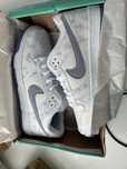 Новые кросовки Nike 40 размер