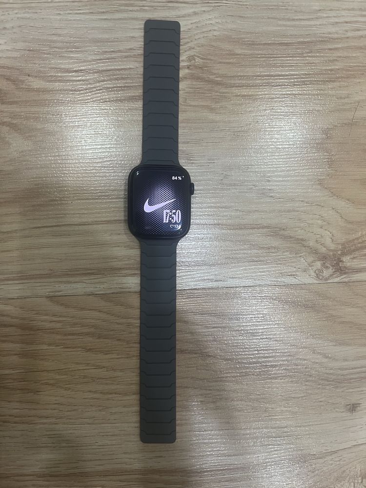 Продам apple watch series 9 45 мм