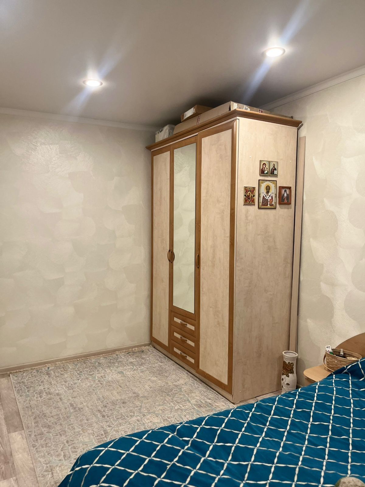 Продам  3- х комнатную квартиру
