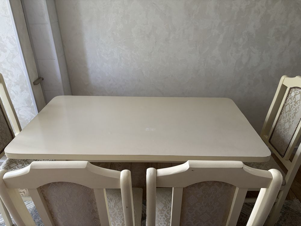 Продам стол со стульями