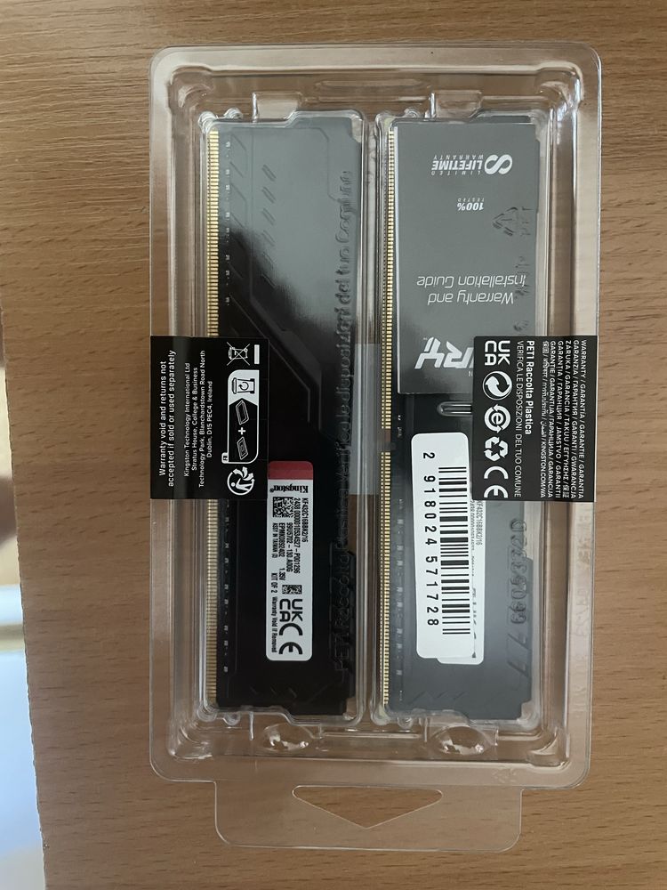 Оперативная память 16 Гб DDR4