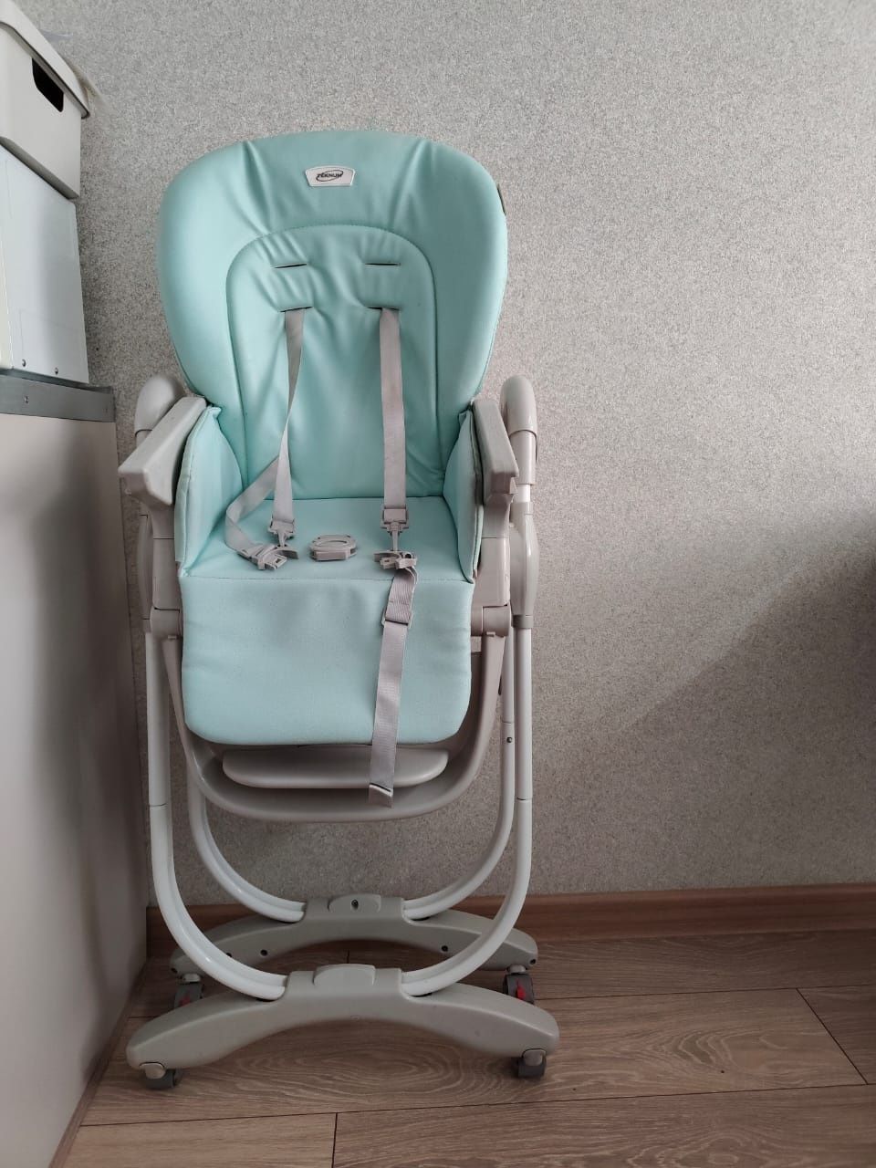 Стул для кормления