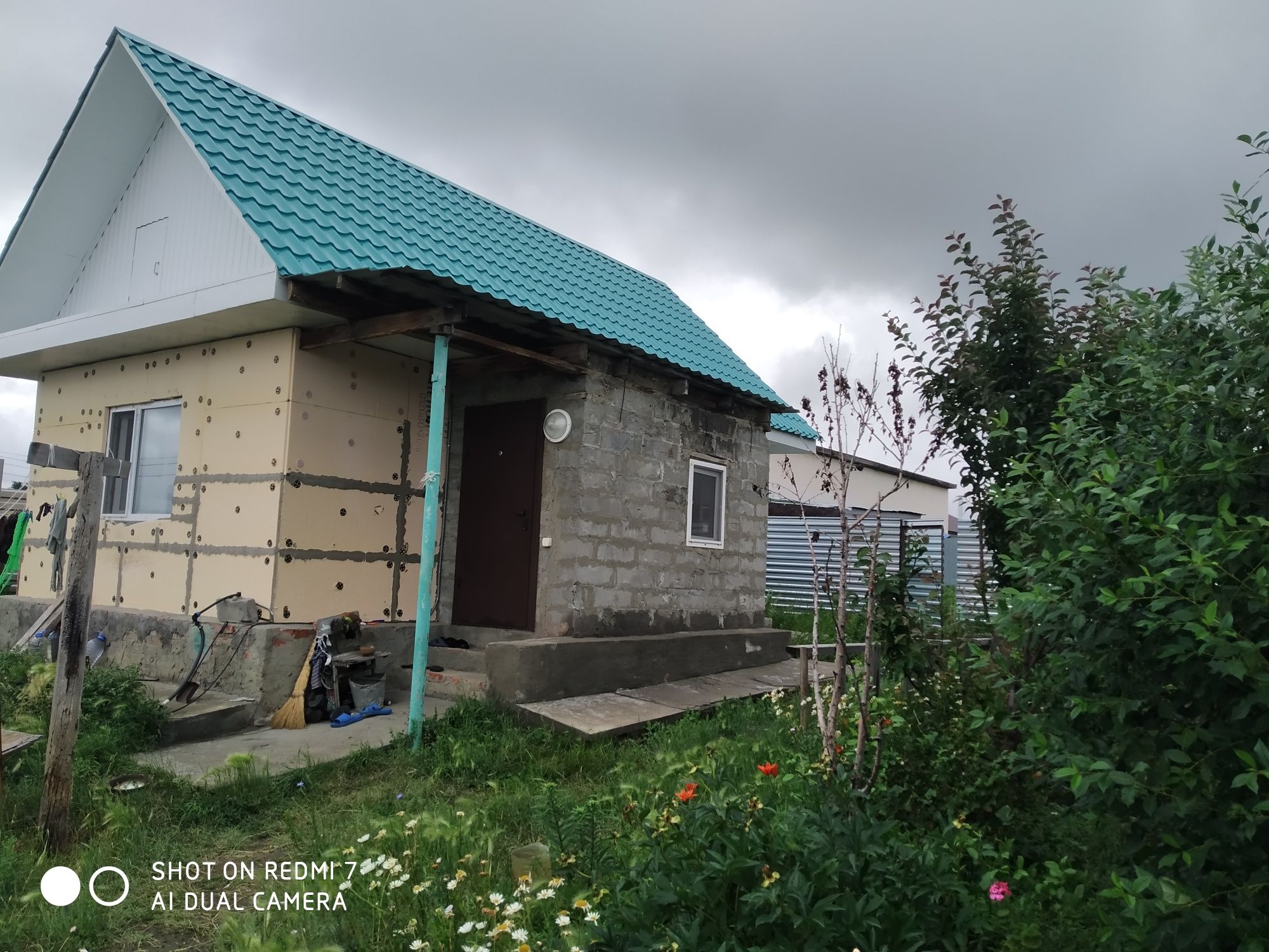 Продам  небольшой  жилой дом  в Дружбе на участке 12 сот. 19 млн.