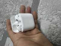 продам наушники airpods оригенал