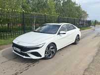 Hyundai Elantra 2024 год