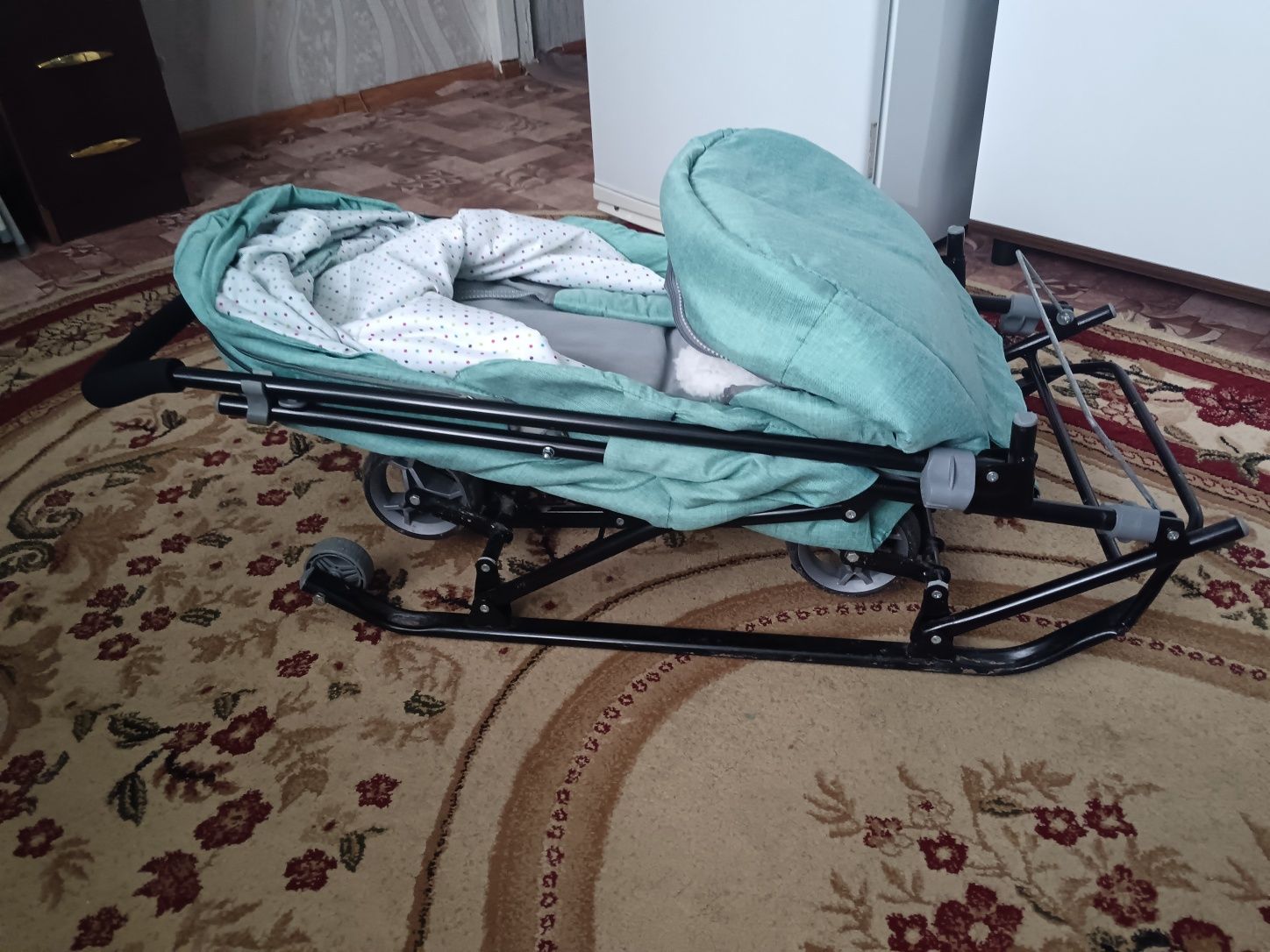 Продам санки - коляска