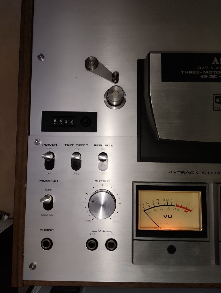 Магнитофон AKAI GX 630 D