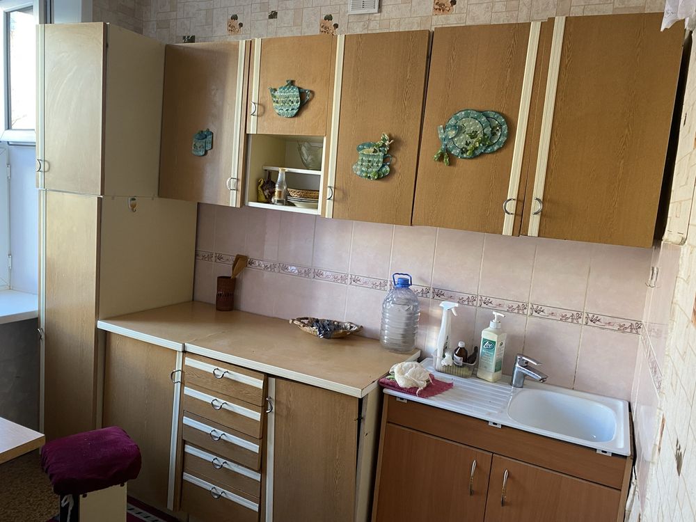 Продам 2х.комнатную квартиру,ценр горда,»обкомовский дом» 63,1 квм 2 э