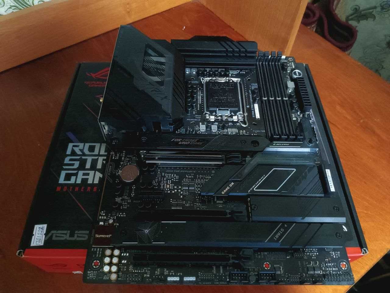 Rog Strix Z790 GAMING WIFI