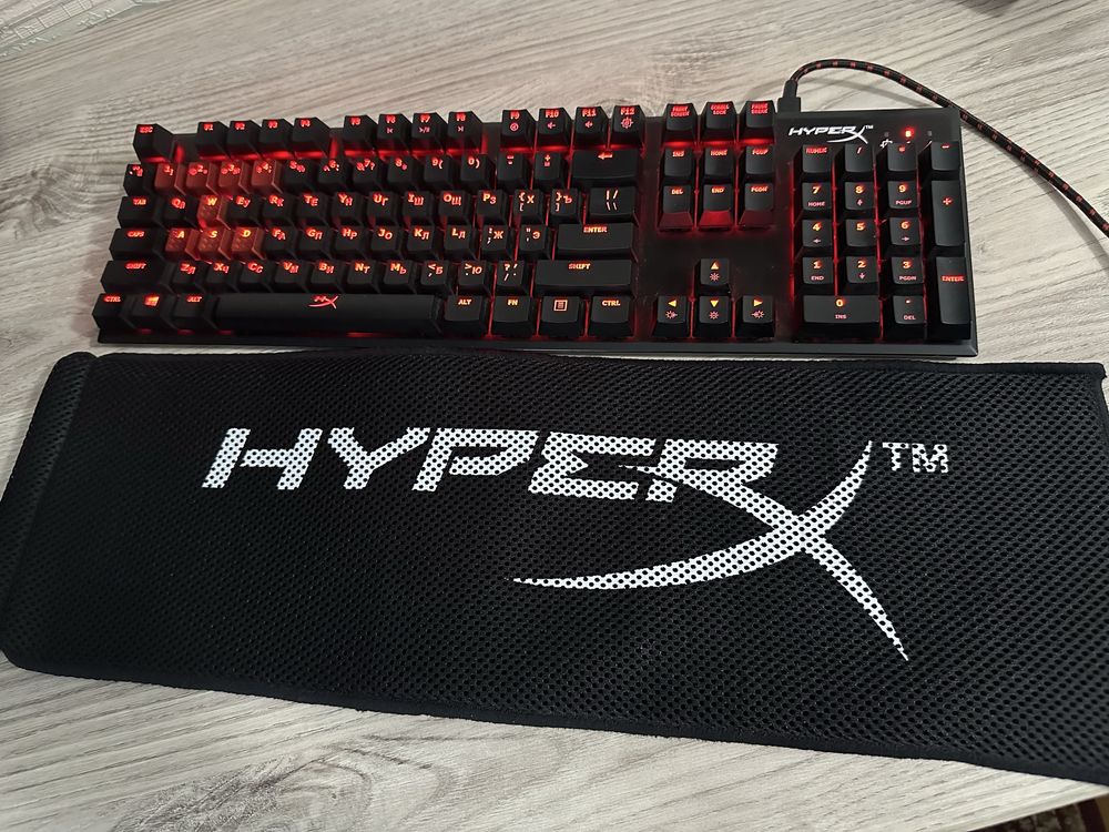 Игровая клавиатура HyperX Alloy FPS