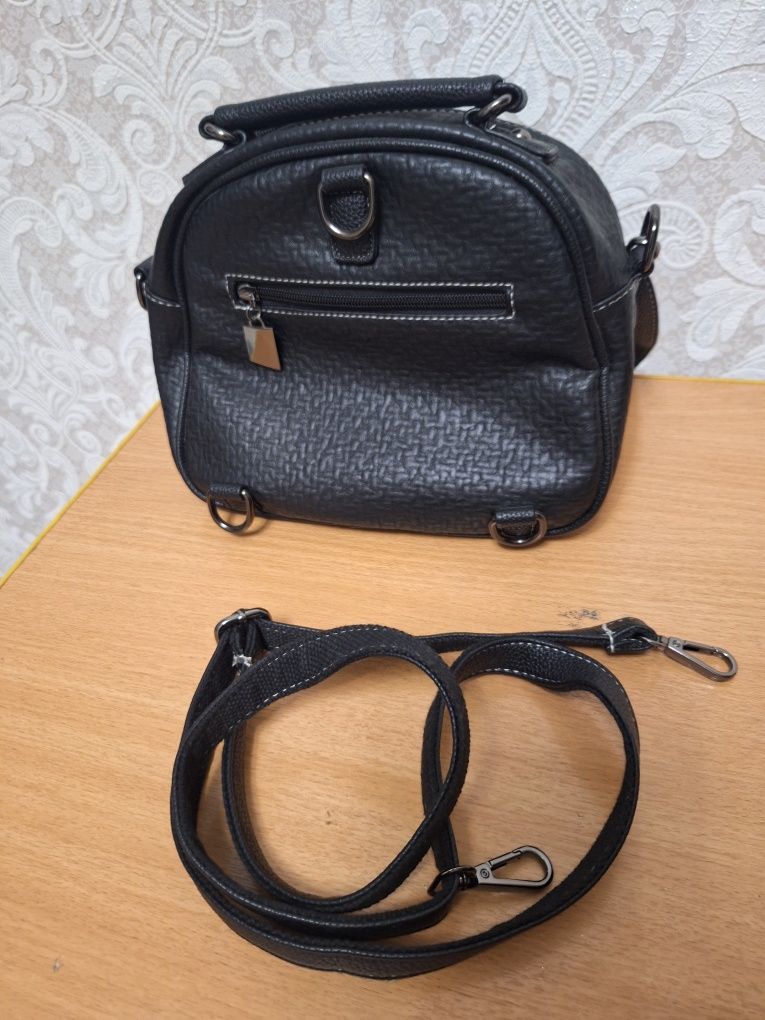 Продам новую сумочку