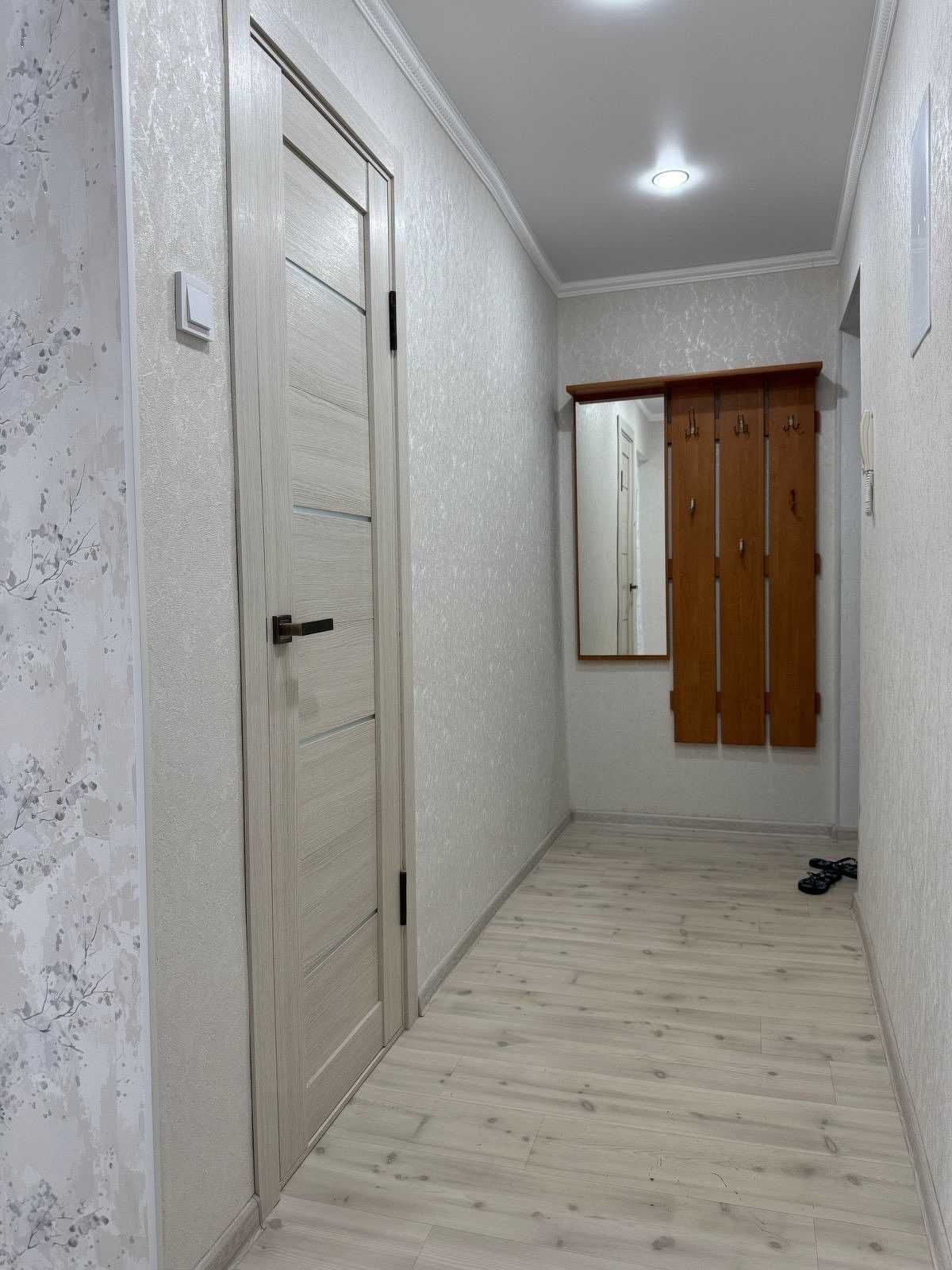 Продам 1 комнатную квартиру Колхозный Рынок (ТД Океан)