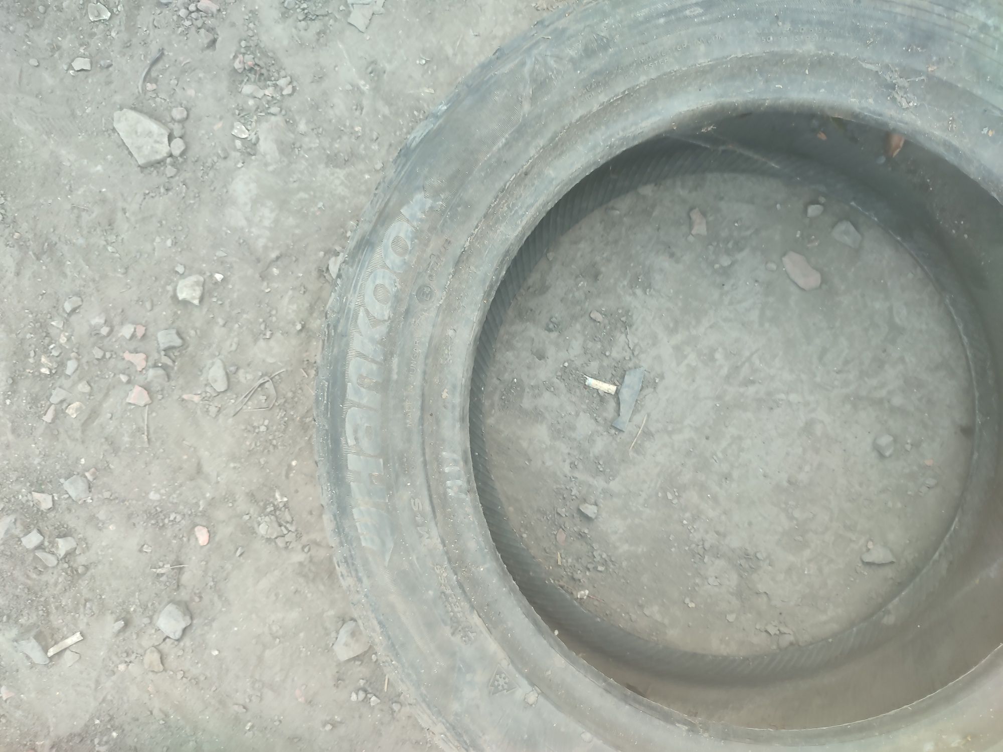 Шина безкамерка размер 205/55 R16