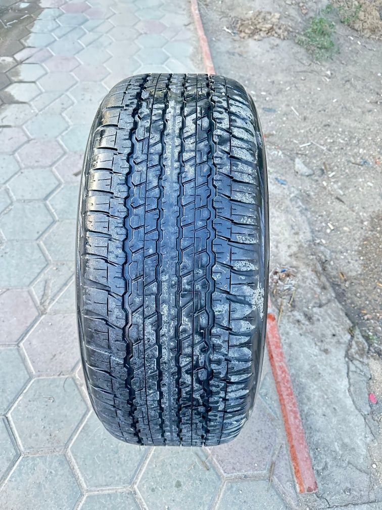 Продам Шину от TAYOTA Land Cruiser 200