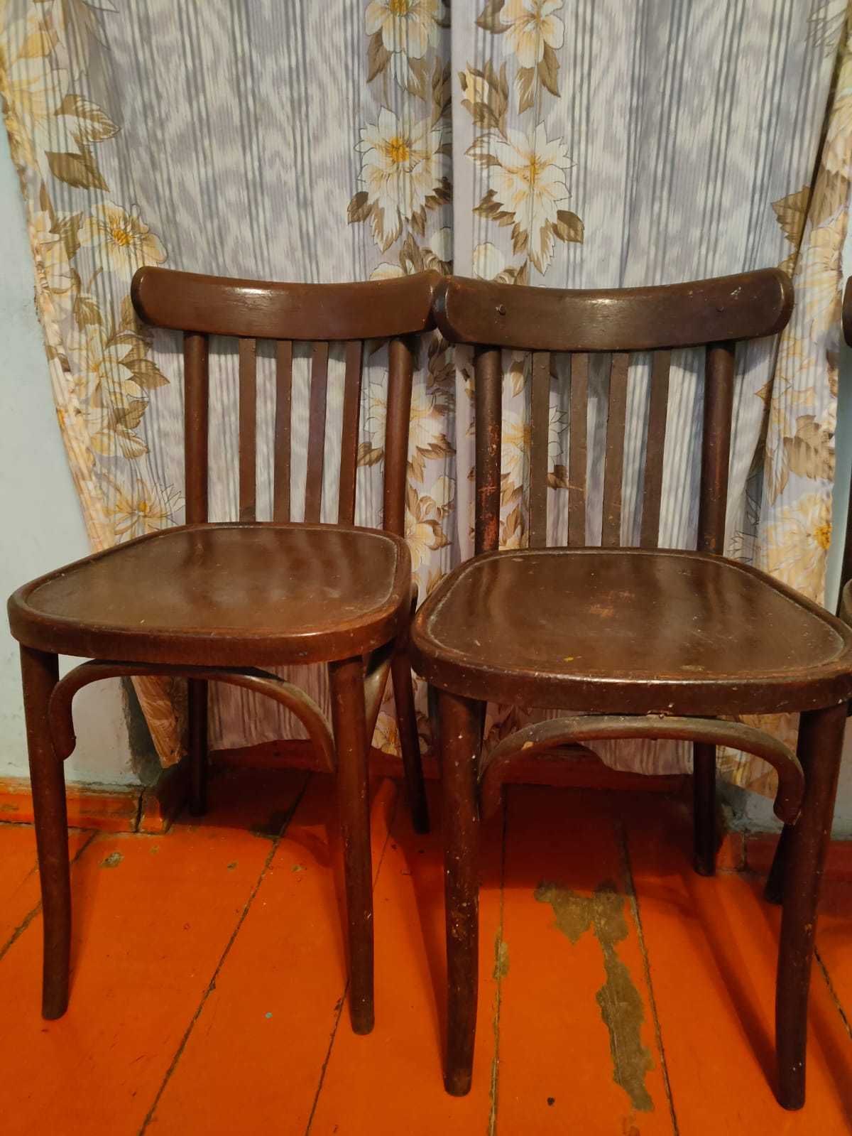 Продам венские стулья.