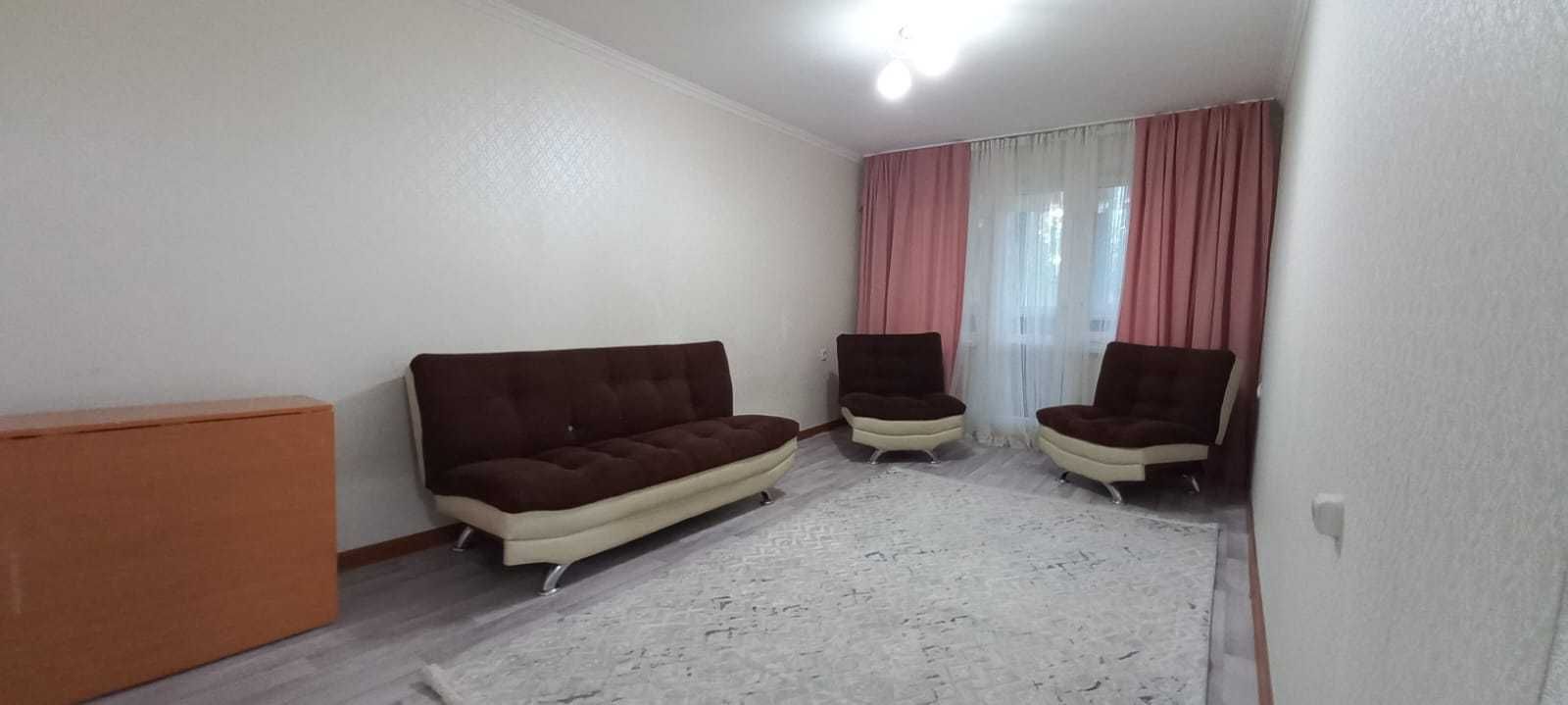 Продаётся 2 ком. квартира на Абая - Алтынсарина, мкр.8