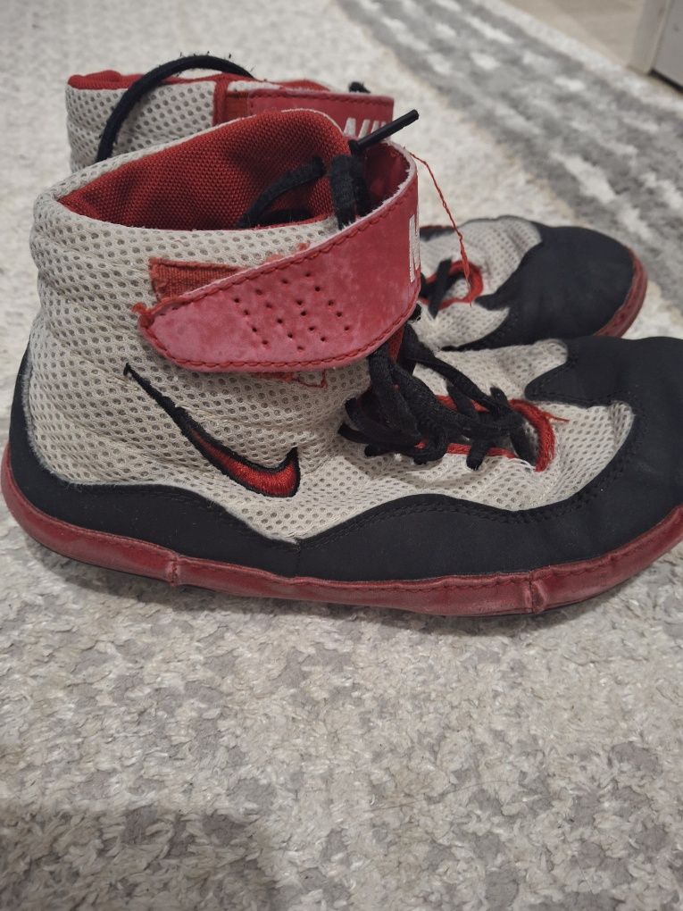 борцовки  nike inflict