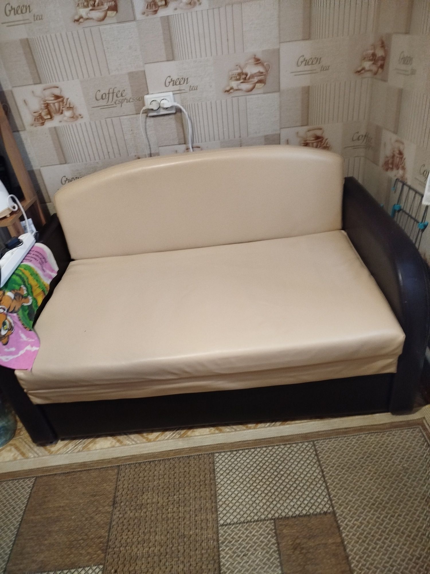 Продам мини диван.  75000